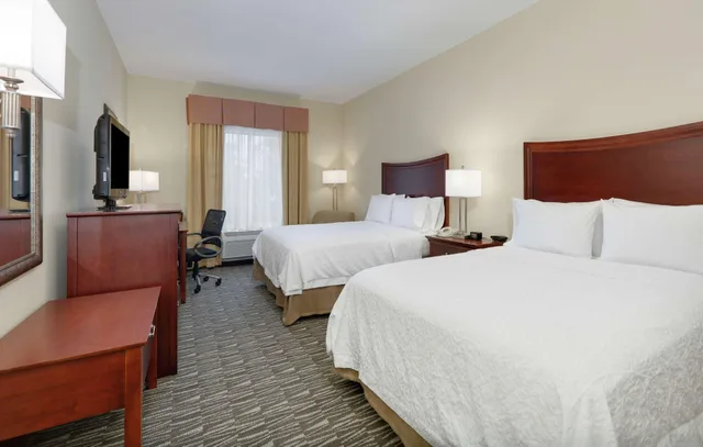 جناح بسريرين كوين بغرفة نوم واحدة، Hampton Inn & Suites Southern Pines-Pinehurst 2/5