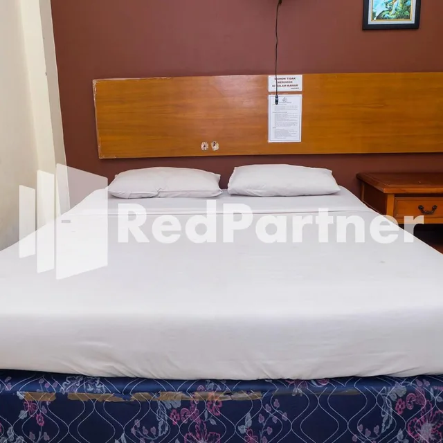 غرفة ديلوكس بسرير مزدوج، Reddoorz At Palasari 6/10