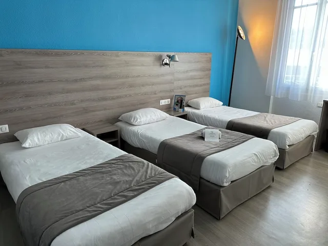 Room, Triple, 3 Beds, The Originals Nevers Centre Gare 1/1
