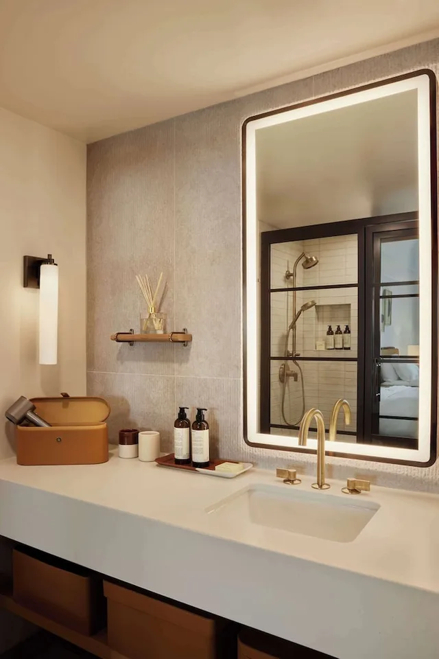 Premium, 2 Queen Beds, Blue Area View، The Bower Coronado 7/7