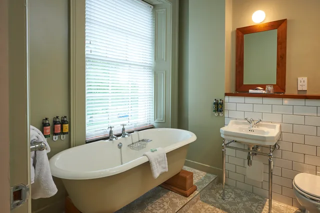 Deluxe, Double Bed, Hotel Du Vin & Bistro Harrogate 3/3