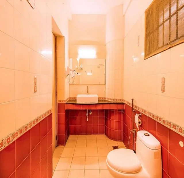 غرفة بريميوم بسرير كوين، Fabhotel Blossoms T Nagar 2/2