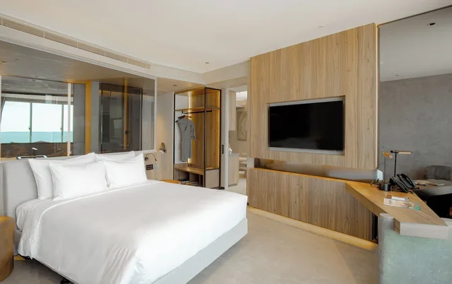 2 Bedrooms, Apartment, King Bed, Bunk Bed, Ocean Front, Sofa, Bathtub، M Hotel Danang 3/6