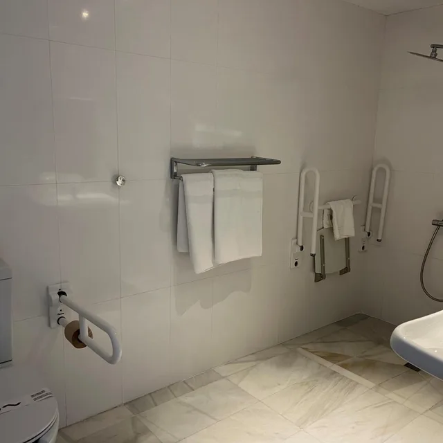 غرفة بسرير مزدوج لذوي الإعاقة، Hotel Aromar 4/7