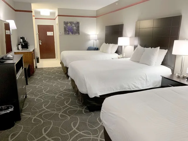 غرفة قياسية بسريرين كوين، Best Western Limestone Inn & Suites 2/7