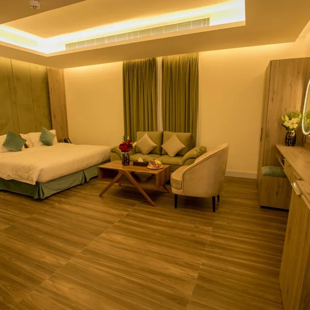 جناح جونيور، فندق لكجري نايت(Luxury Night Hotel) 1/10