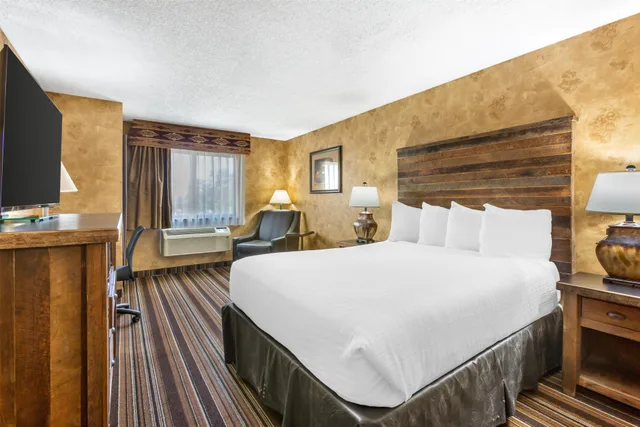 غرفة بسرير مزدوج لذوي الإعاقة، Best Western Plus Inn Of Santa Fe 2/3