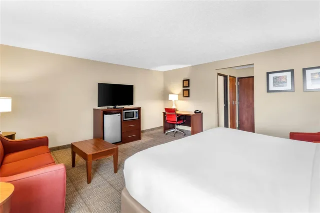 جناح بسرير كينج، Comfort Inn Mayfield Heights Cleveland East 3/5