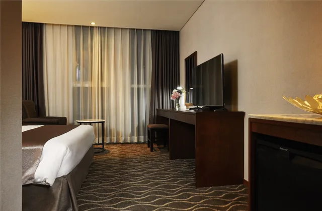 Square, Double Bed, City View، Hotel Square Ansan 2/4