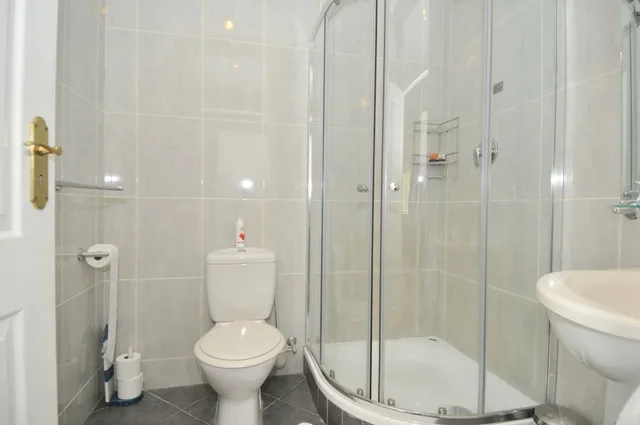 جناح كلاسيكي بسرير كينج، The Grosvenor Guest House 2/2