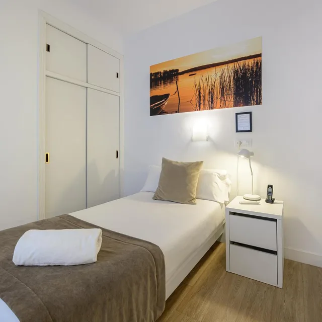 Superior, Single, Terrace, NeoMagna Madrid 2/20