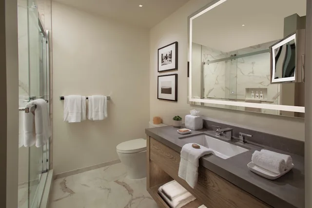 غرفة بسرير كينج لذوي الإعاقة، Stilwell Hotel 4/5