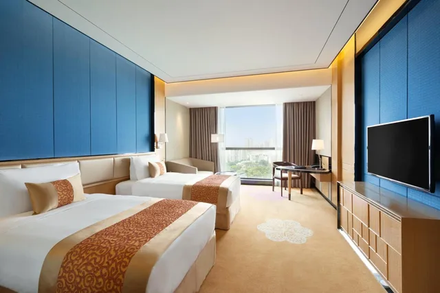 غرفة ديلوكس بسريرين منفصلين، Ramada by Wyndham Foshan Nanhai 1/3