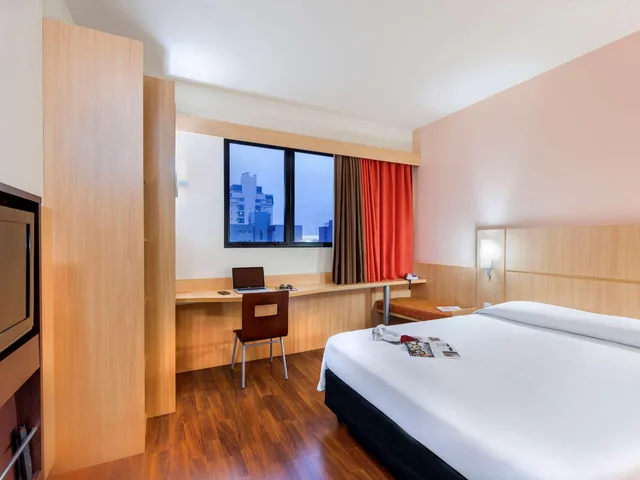 شقة، Ibis Curitiba Shopping 4/7
