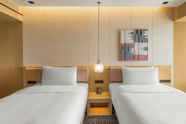 غرفة ديلوكس بسريرين منفصلين بإطلالة على الجبل، Le Méridien Hualien Resort 1/1