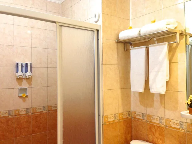شقة بإطلالة على المسبح بغرفتي نوم، Ravarine Suite Apartment 3/3