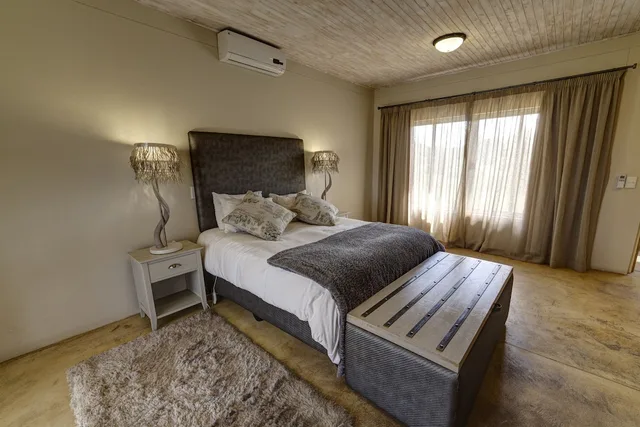 Family, 6 Beds, 2 Double Beds, Naankuse Lodge 4/8