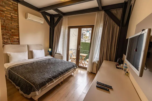 غرفة سوبيريور بسرير مزدوج بإطلالة على الحديقة، Calanthe Residence 1/1