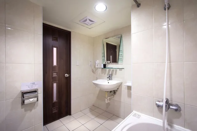 غرفة كلاسيكية رباعية بسريرين مزدوجين، Green World New World Hotel 6/7