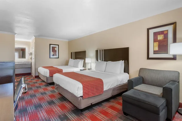 غرفة قياسية بسريرين كوين، Best Western Brady Inn 2/7