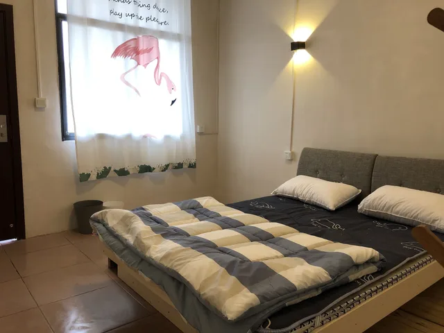 Female Dorm, Female Only, 6 Beds, King Bed، Changsha On The Road Youth Hostel 1/2