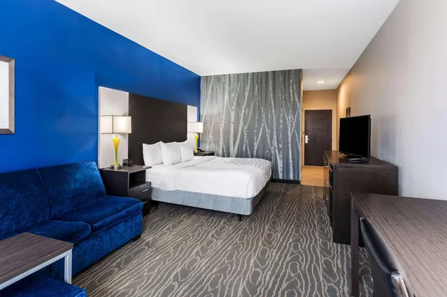 غرفة بسرير مزدوج لذوي الإعاقة، La Quinta Inn And Suites Odessa North Sienna Tower 2/4