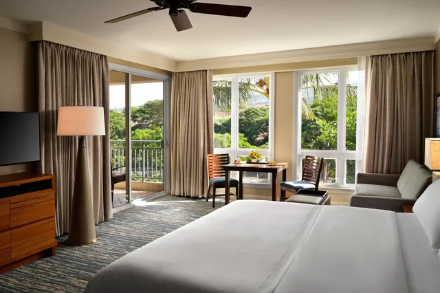 استوديو بسرير كينج بإطلالة مع أريكة، Westin Ka Anapali Ocean Resort Villas 2/3