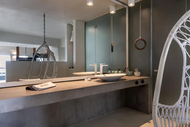 Junior Plunge Pool Suite with Seaview، West East Suites - Adults Only 7/8
