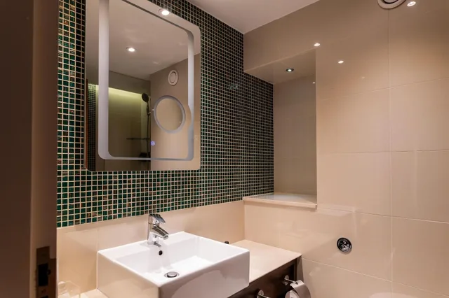 غرفة عائلية بسريرين كوين، 100 Queens Gate Hotel Curio Collection By Hilton 5/5