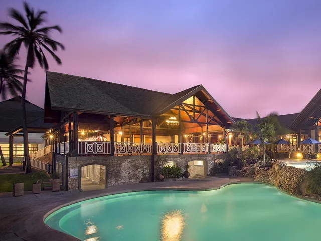 غرفة بسرير مزدوج، Labadi Beach Hotel 1/1