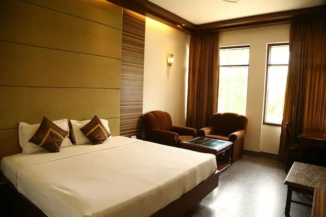 غرفة ديلوكس بسرير كينج، HOTEL PARK INN 1/3