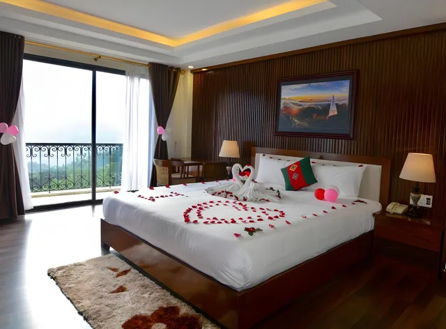 جناح، The View Sapa Hotel 1/1