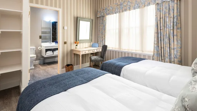 House, 4 Beds, 2 King Beds, Accessible، Meikleour Arms Hotel and Restaurant 5/10
