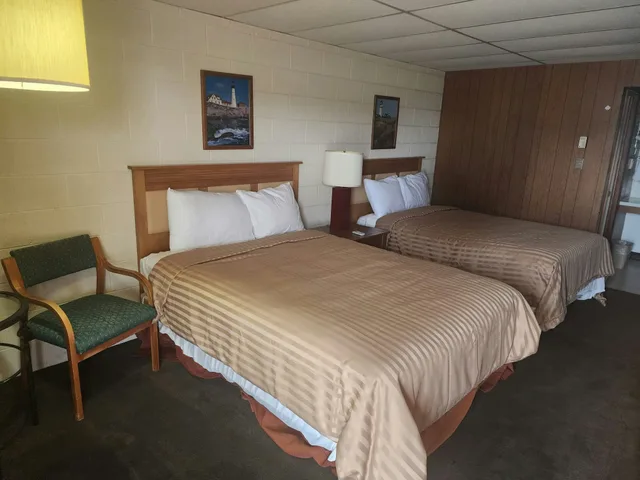 Room, 2 Queen Beds, First Inn By OYO Quinter Hwy 70 2/6