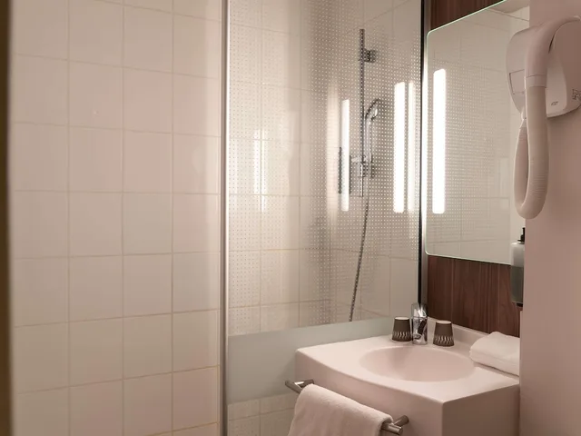 غرفة كلاسيكية بسريرين منفصلين، ibis Rouen Parc des Expos Zenith 5/7