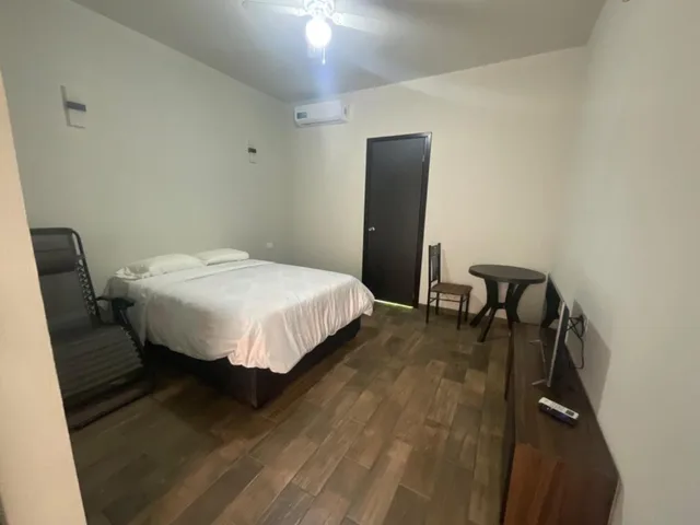 غرفة قياسية بسرير مزدوج، Hostal 230 4/6