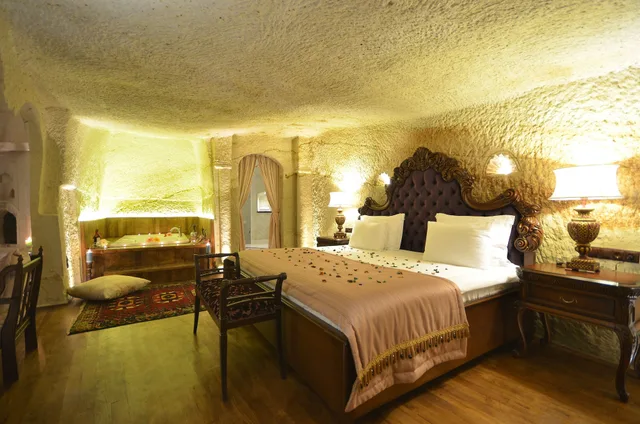 جناح تنفيذي بسرير كينج مع سرير سحّاب إضافي، Utopia Cave Cappadocia 3/10