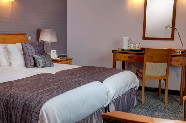 Suite, Double Bed, Best Western Aberavon Beach Hotel 3/6