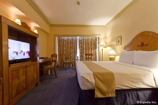 غرفة ديلوكس، Waterfront Cebu City Hotel and Casino 2/10