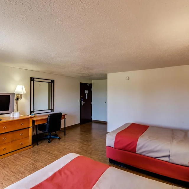 غرفة رباعية، Motel6 Albert Lea, MN 6/10