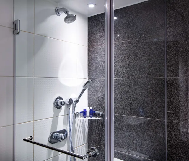 جناح بسرير مزدوج بإطلالة على النهر بغرفة نوم واحدة، Park Plaza London Riverbank 7/9