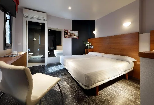 غرفة، Exe Hotel El Magistral 2/5