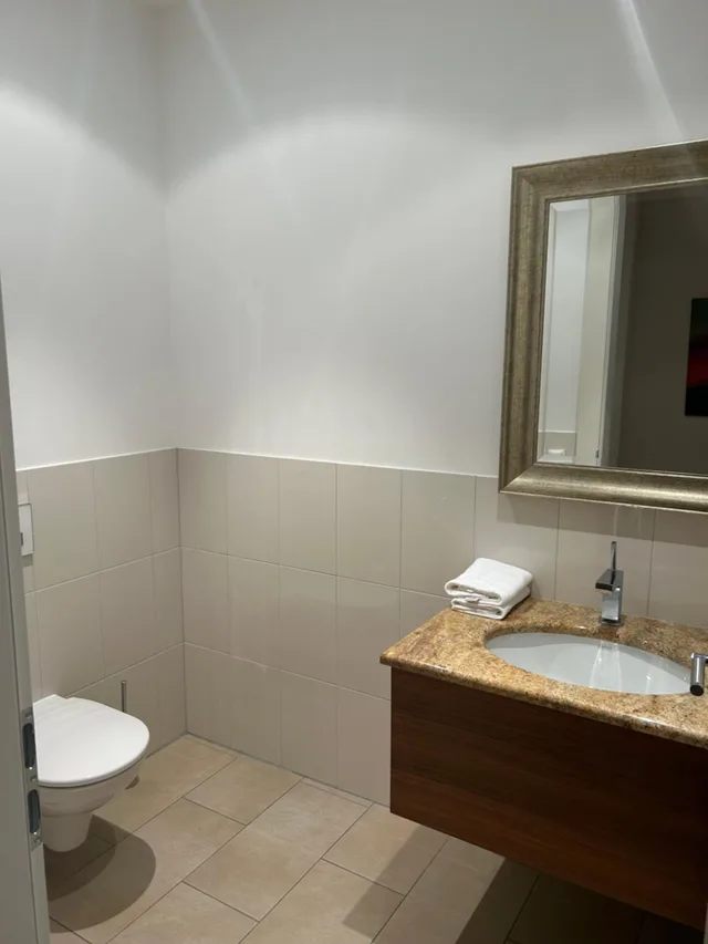 جناح سوبيريور بسرير كينج بإطلالة على النهر، Grandhotel Lienz 8/10