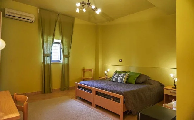 غرفة كومفورت بسرير كوين، B&B Villa Rosaria 3/6
