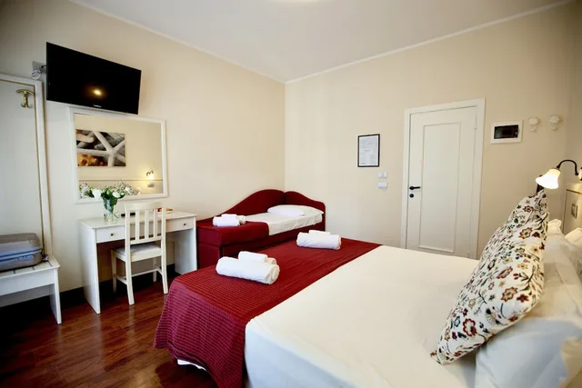 غرفة ديلوكس ثلاثية بشرفة، Hotel Maestri 6/10