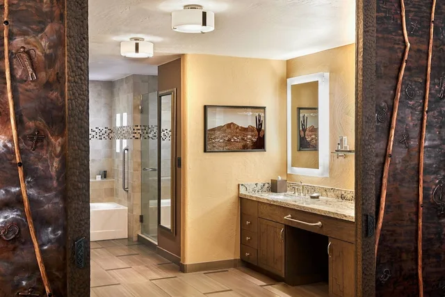 جناح بسرير كينج بغرفة نوم واحدة، JW Marriott Camelback Inn Scottsdale Resort And Spa 2/2