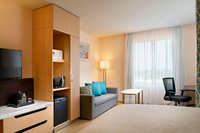 استوديو كبير بسرير كينج بإطلالة على المدينة، Fairfield Inn Suites By Marriott Villahermosa Tabasco 4/7