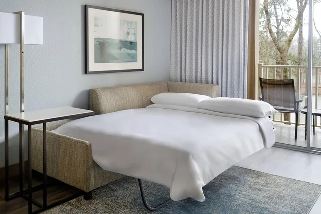 جناح بإطلالة على البحيرة، Atlanta Evergreen Lakeside Resort 1/3