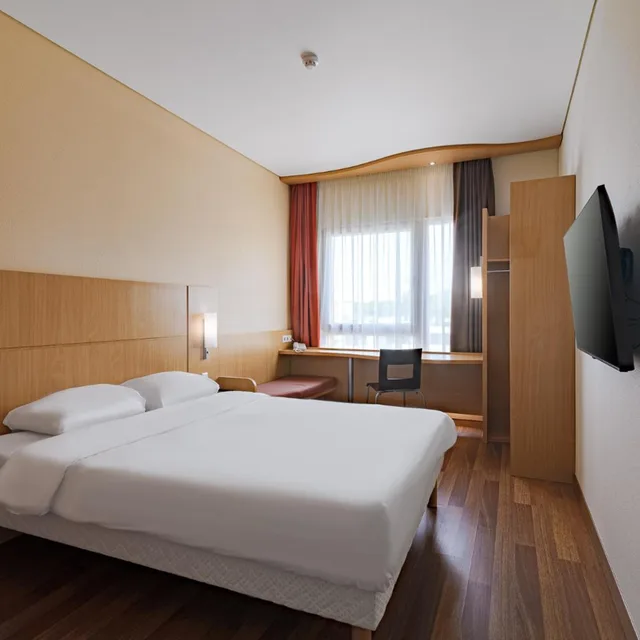 غرفة قياسية بسرير مزدوج، Ibis Kaunas Centre 2/10