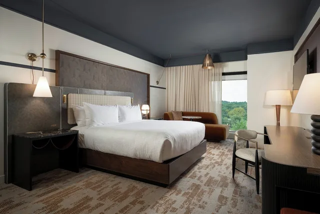 غرفة قياسية بسرير كينج لذوي الإعاقة، The Southlake Hotel 2/10